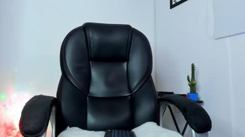 IGJmortton online show from 1, 11, 2025