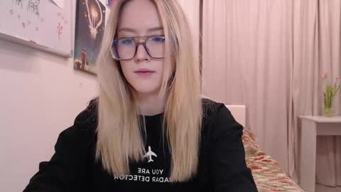 joan_kiss online show from 18, 2, 2026