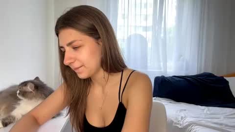 Bella online show from 22, 7, 2026