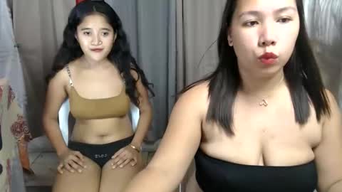 Snapshot of joanpinay505 chatting on 19, 3, 2026 joanpinay505 online show from 19, 3, 2026