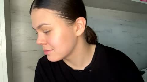 Mila online show from 6, 5, 2026