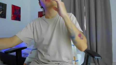 Snapshot of joe23___ chatting on 17, 10, 2025 Joe online show from 17, 10, 2025