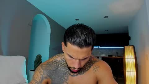 joe_esthetic online show from 15, 2, 2025