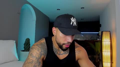 joe_esthetic online show from 18, 2, 2025