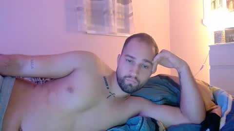 Snapshot of joel044 chatting on 17, 11, 2025 joel044 online show from 17, 11, 2025