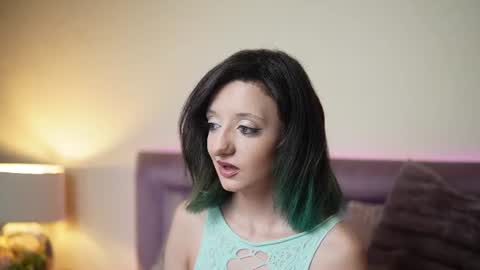  Joelle  online show from 19, 6, 2026
