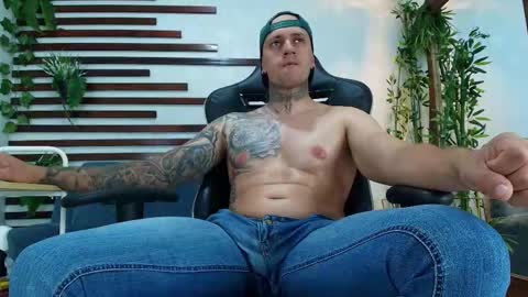     online show from 25, 9, 2025