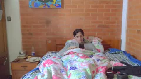 johan70nsexy online show from 25, 3, 2026