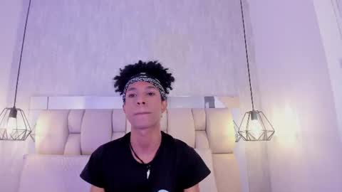 Snapshot of johan_gz_ chatting on 3, 8, 2026 Johan online show from 3, 8, 2026