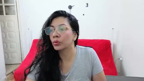 johana_collins online show from 6, 3, 2026