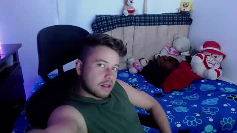 JOHAN independient model online show from 18, 9, 2025