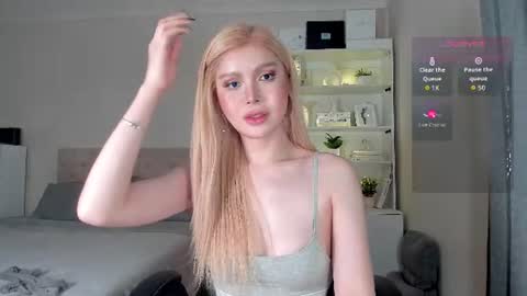 Johanna Rodriguez online show from 8, 7, 2026