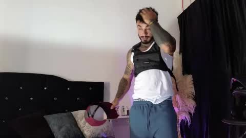 John  online show from 8, 11, 2025