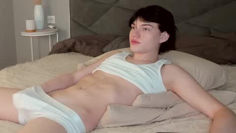 Snapshot of john_arthurs chatting on 8, 2, 2025 John online show from 8, 2, 2025