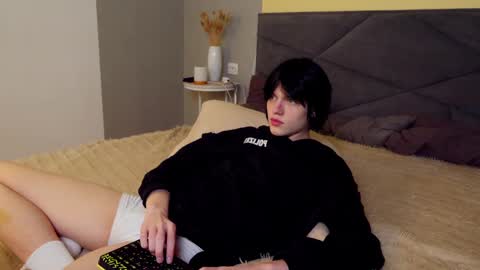 Snapshot of john_arthurs chatting on 17, 2, 2025 John online show from 17, 2, 2025