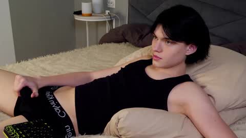 Snapshot of john_arthurs chatting on 18, 2, 2025 John online show from 18, 2, 2025