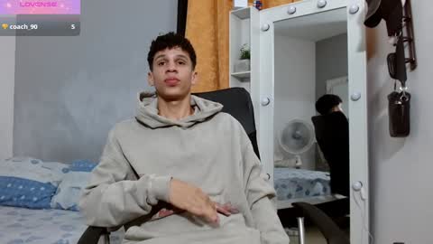 john_ssnow29 online show from 13, 1, 2025