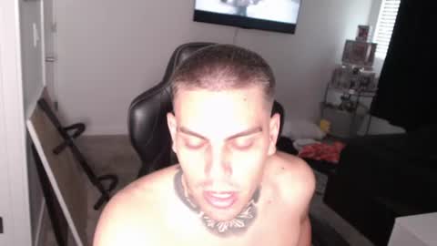 Snapshot of johnafterdark chatting on 4, 7, 2026 JAXX online show from 4, 7, 2026