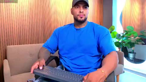 Snapshot of johnbelt_ chatting on 2, 8, 2026 john belt online show from 2, 8, 2026