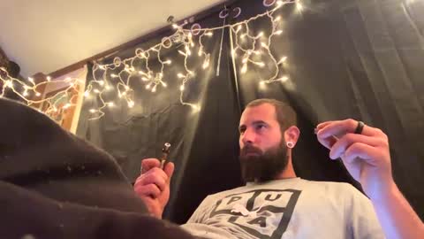 johnboii813 online show from 9, 12, 2024