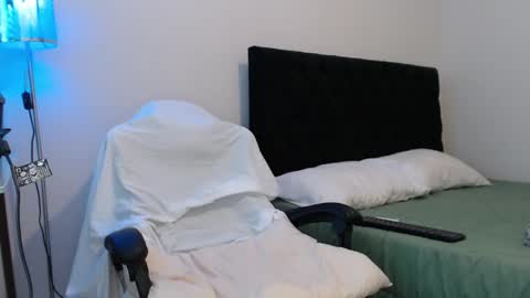 john online show from 28, 1, 2025