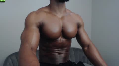 Snapshot of johnnydolce50 chatting on 21, 2, 2025 MASTER OF SUBS BETA SLAVES online show from 21, 2, 2025