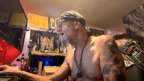 johnnyshung1 online show from 2, 12, 2024