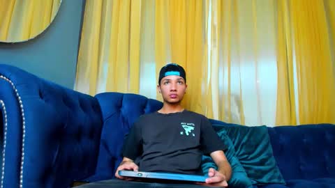 johnnystoorm online show from 21, 10, 2025