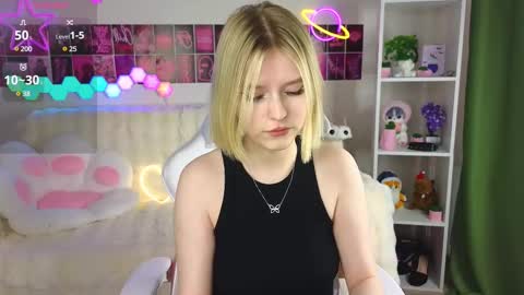 Paula online show from 9, 3, 2025