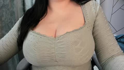 Snapshot of jolenekiss chatting on 1, 1, 2025 Jolene online show from 1, 1, 2025