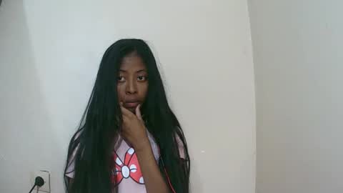 joliekah27 online show from 15, 12, 2025