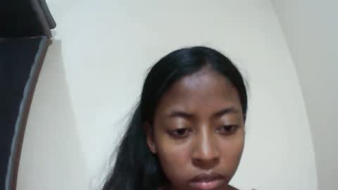 joliekah27 online show from 16, 12, 2025