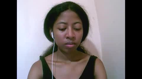 joliekah27 online show from 3, 5, 2026