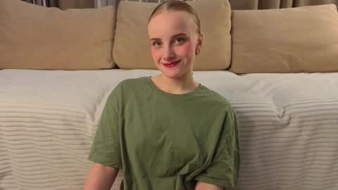 Snapshot of jonnienita chatting on 1, 3, 2026 Alice online show from 1, 3, 2026