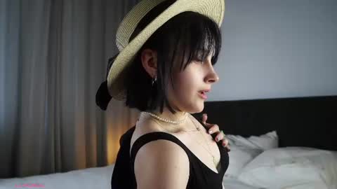 Alice online show from 26, 6, 2026