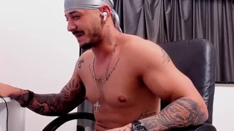 Snapshot of jonnyporn1 chatting on 31, 12, 2024 jonnyporn1 online show from 31, 12, 2024