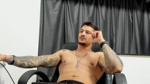 Snapshot of jonnyporn1 chatting on 10, 1, 2025 jonnyporn1 online show from 10, 1, 2025