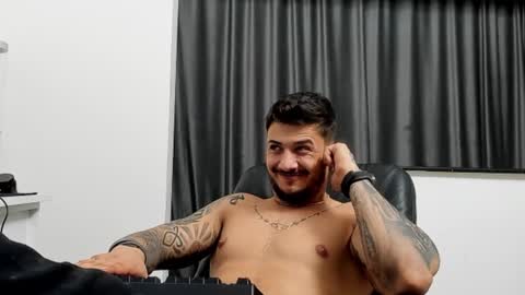 Snapshot of jonnyporn1 chatting on 1, 2, 2025 jonnyporn1 online show from 1, 2, 2025