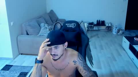 Snapshot of jonnyporn1 chatting on 24, 10, 2025 jonnyporn1 online show from 24, 10, 2025