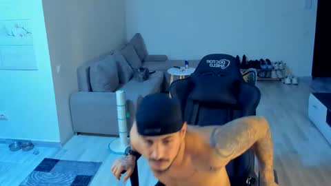 Snapshot of jonnyporn1 chatting on 2, 11, 2025 jonnyporn1 online show from 2, 11, 2025