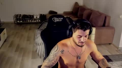 Snapshot of jonnyporn1 chatting on 20, 12, 2025 jonnyporn1 online show from 20, 12, 2025