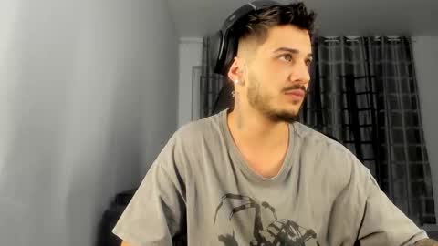 Snapshot of jonnyporn1 chatting on 4, 2, 2026 jonnyporn1 online show from 4, 2, 2026