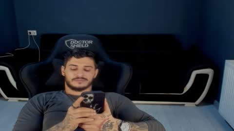 Snapshot of jonnyporn1 chatting on 9, 3, 2026 jonnyporn1 online show from 9, 3, 2026