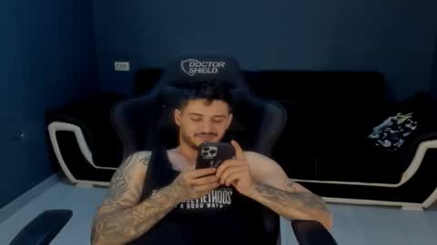 Snapshot of jonnyporn1 chatting on 18, 3, 2026 jonnyporn1 online show from 18, 3, 2026