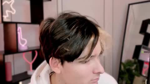 Snapshot of jordi_ser chatting on 16, 10, 2025 jordi_ser online show from 16, 10, 2025