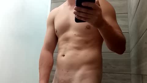 Snapshot of jorgelatino1919 chatting on 1, 3, 2026 jorgelatino1919 online show from 1, 3, 2026