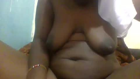 jos_lynn online show from 4, 12, 2025
