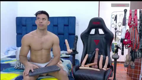 jose_rumbero91 online show from 18, 4, 2026