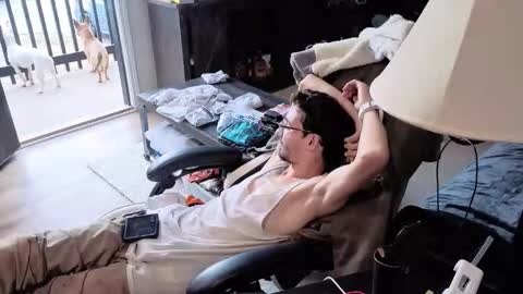 Josef online show from 4, 3, 2026