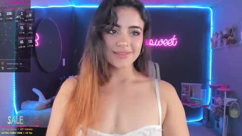 Snapshot of joselynsweet chatting on 1, 3, 2025 Sofia Garcia online show from 1, 3, 2025